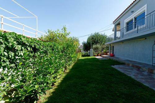 Avlaki Getaway Villa