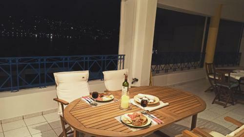 Bay View Apartment Porto Rafti
