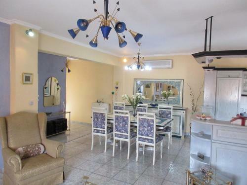 Toula Apartments