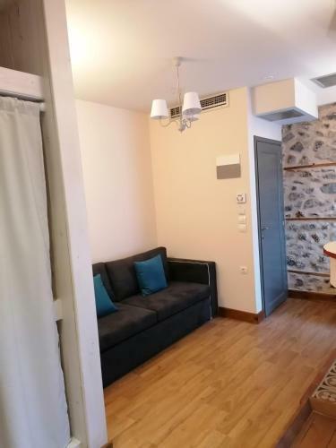 Hostal Riverbed Traditional Guest House