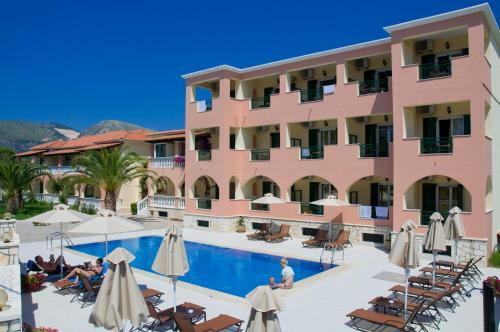 Bed & Breakfast Koukla Mare Studios