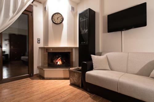 Cleopatra Apartment