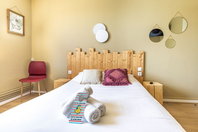 Hotel Les Vieux Acacias