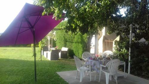 Bed & Breakfast Chambre Du Raisin