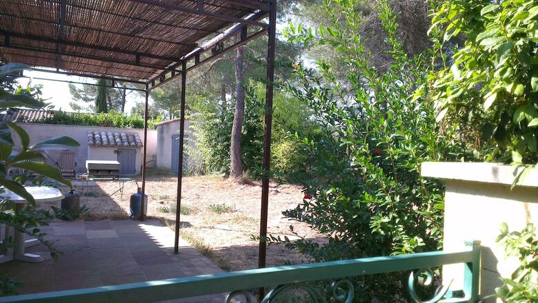 La Petite Maison Sous Les Pins