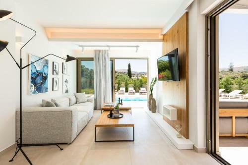 Vasilios Villa, Luxury Escape!