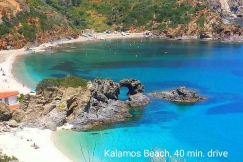 Villa Irene Evia, 4 Bdr, Pool, 500m To Beach