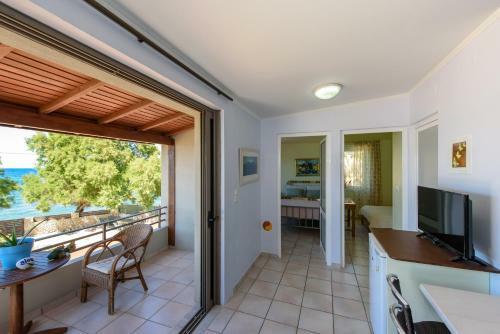 Villa Thalassa Stavromenos Beach