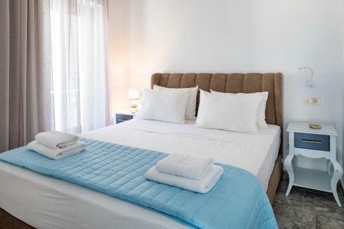 Plori - Molos Apartments