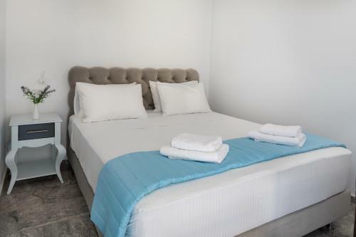 Plori - Molos Apartments