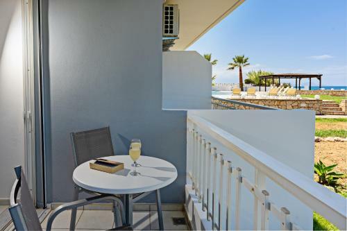 Apartamento Azure Seaside Apts