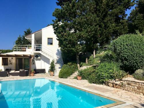 Villa Paparouna