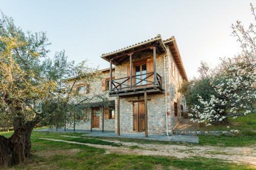 Olive Grove Haven - Bespoke Design, Top Location