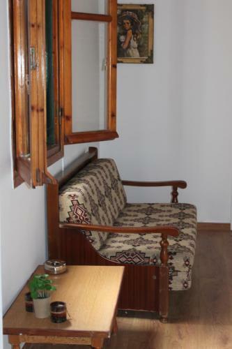 Antonis Traditional House