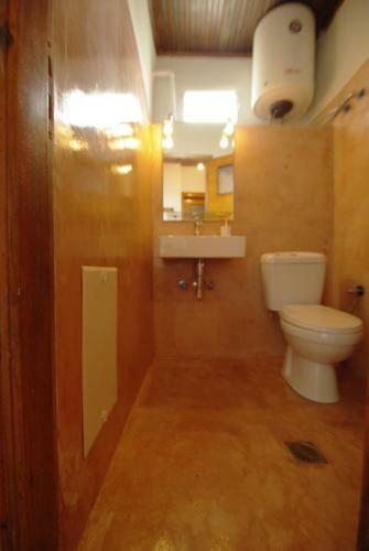 Antonis Traditional House