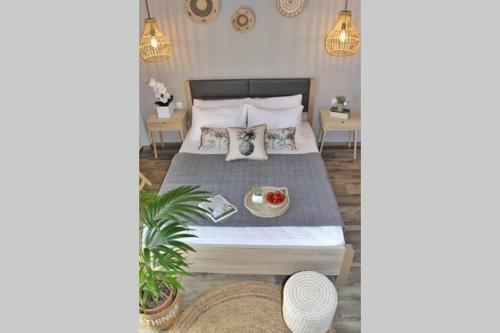 Aelia Apartment