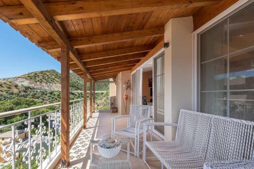 Panoramic View!penthouse 120qm Of Sea & Mountain