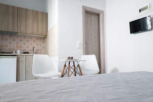Modern Apartments Edipsos