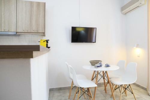 Modern Apartments Edipsos