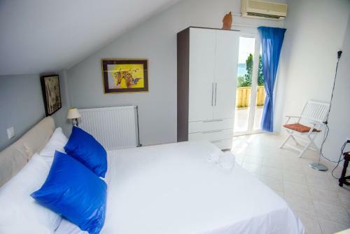 Xenia Ionis Luxury Apartments