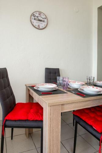 Varka Apartment