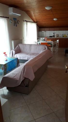House Dilena Tsimtsiri