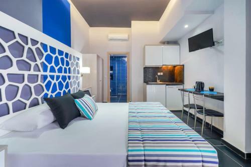Kyma Seaside Retreat-bespoke Luxury Home