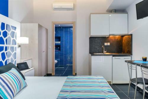 Kyma Seaside Retreat-bespoke Luxury Home