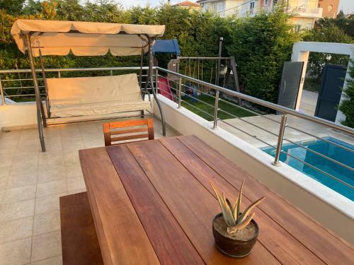 Luxury Villa Loutraki With Private Heated Pool