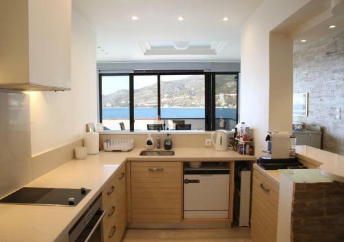 Apartamento Penthouse -breathtaking Sea View-just On The Beach