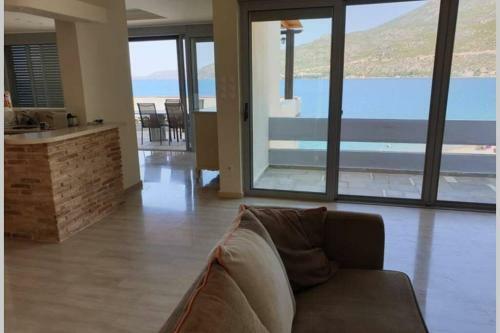 Apartamento Penthouse -breathtaking Sea View-just On The Beach
