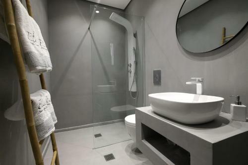 Apartamentos Elisa Seaside Luxury Suite
