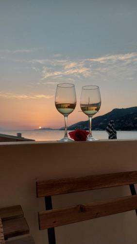 Apartamento Onar Beachfront Residence, Loutraki