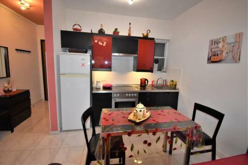 Lovely Studio Apartment In Loutraki, Greece