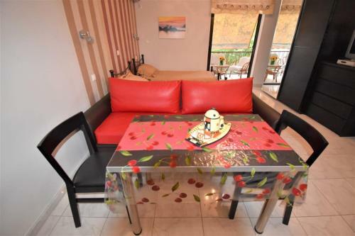 Lovely Studio Apartment In Loutraki, Greece