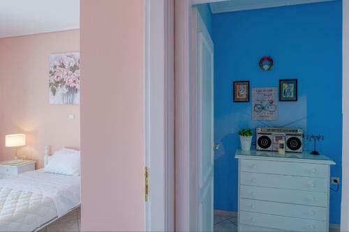 Apartamento Aliki?s Maison Flat With Shared Infinity Pool!