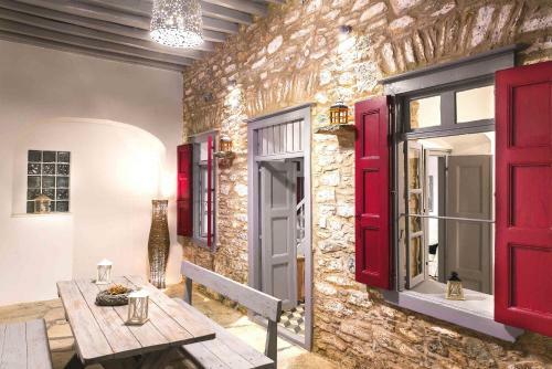 Villa Gaia - Traditional Stone Villa