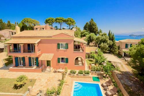 Portview Luxury City Villa With Private Pool