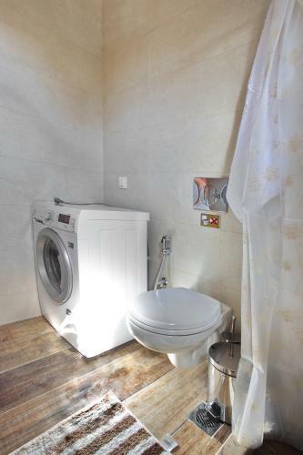 Darmani Spyros Apartments