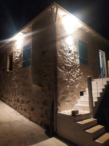 Stathis Guesthouse