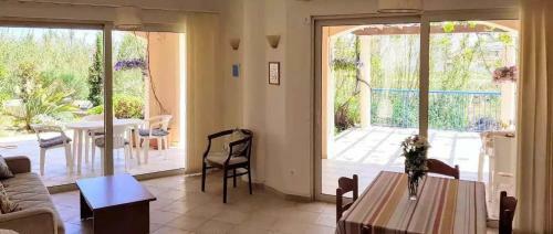 Apartament Leon Maleme Do 6 Os.