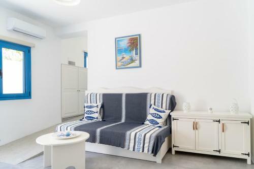 Blue Moon Apartments