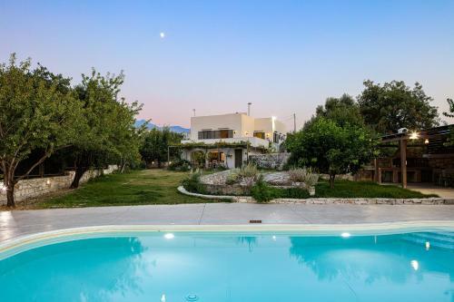 Mithonies Villa, A Nature Inspiring Retreat
