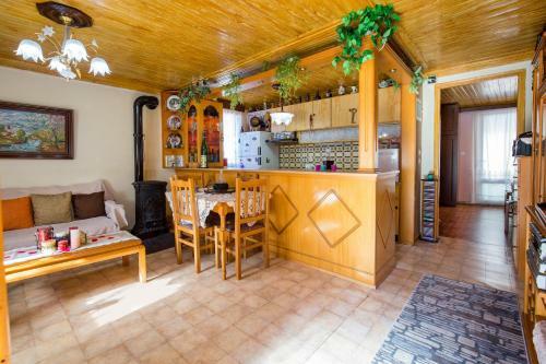 Apartamento Lazaros Maria