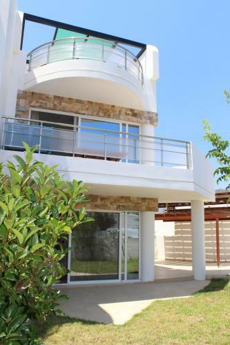 Grapevines Villas