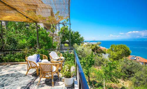 Hotel Athanasia Rooms