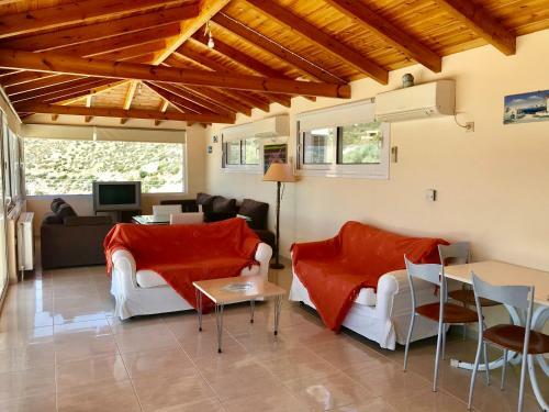 Horizon Blue Villa