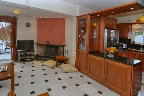 Anemolia Luxurious Villa