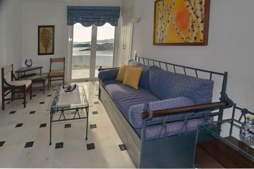 Anemolia Luxurious Villa