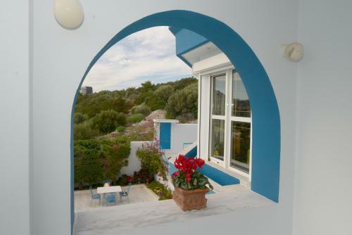 Anemolia Luxurious Villa